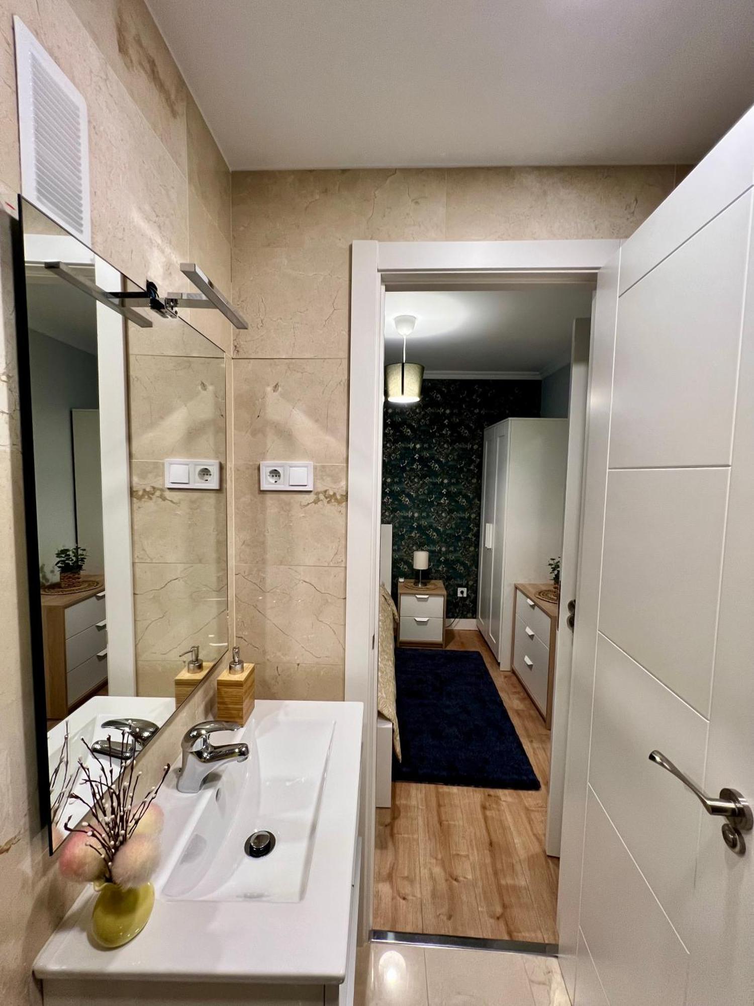 Apartamentos Prestige Suites Malaga IV エクステリア 写真