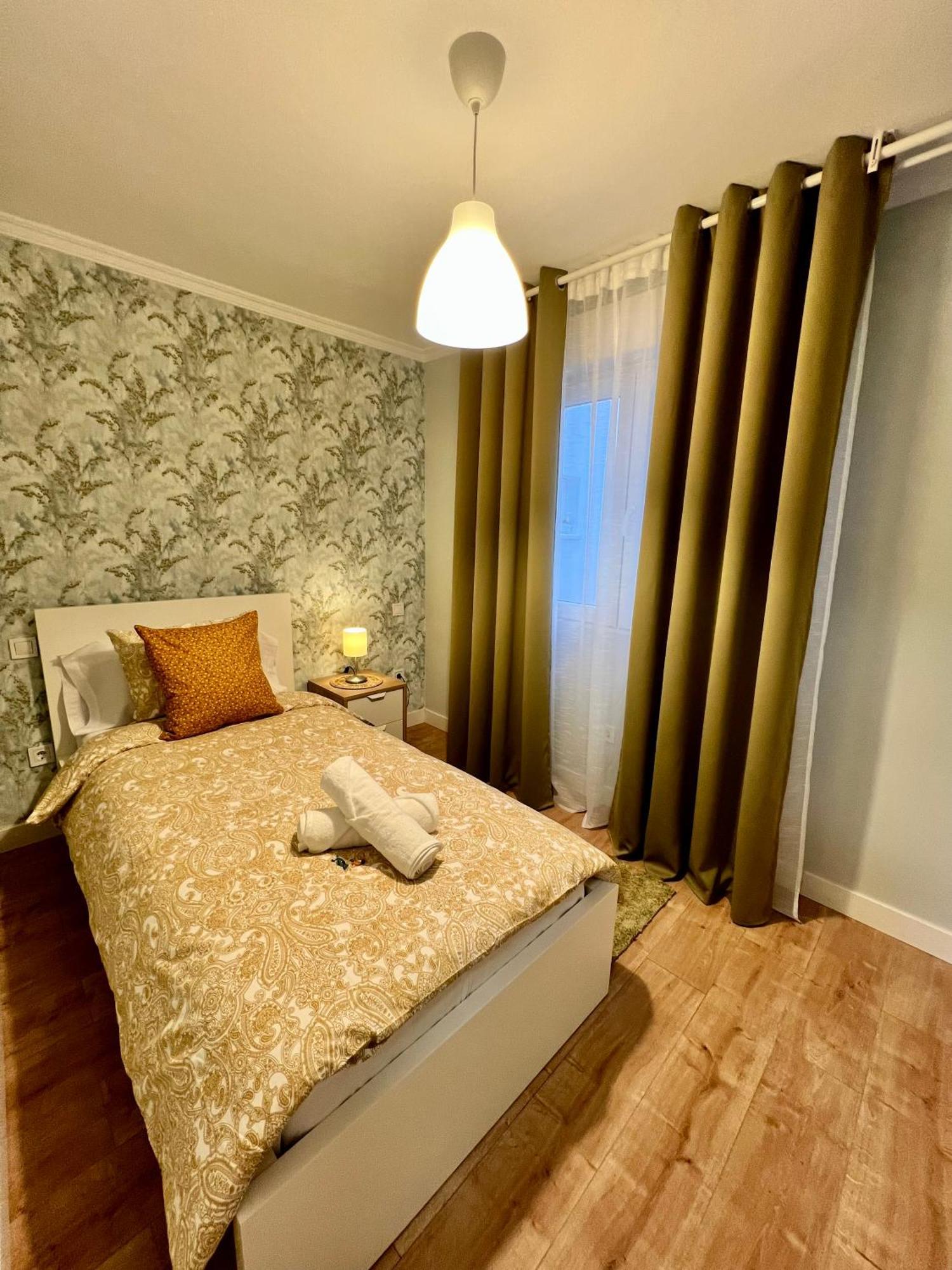Apartamentos Prestige Suites Malaga IV エクステリア 写真