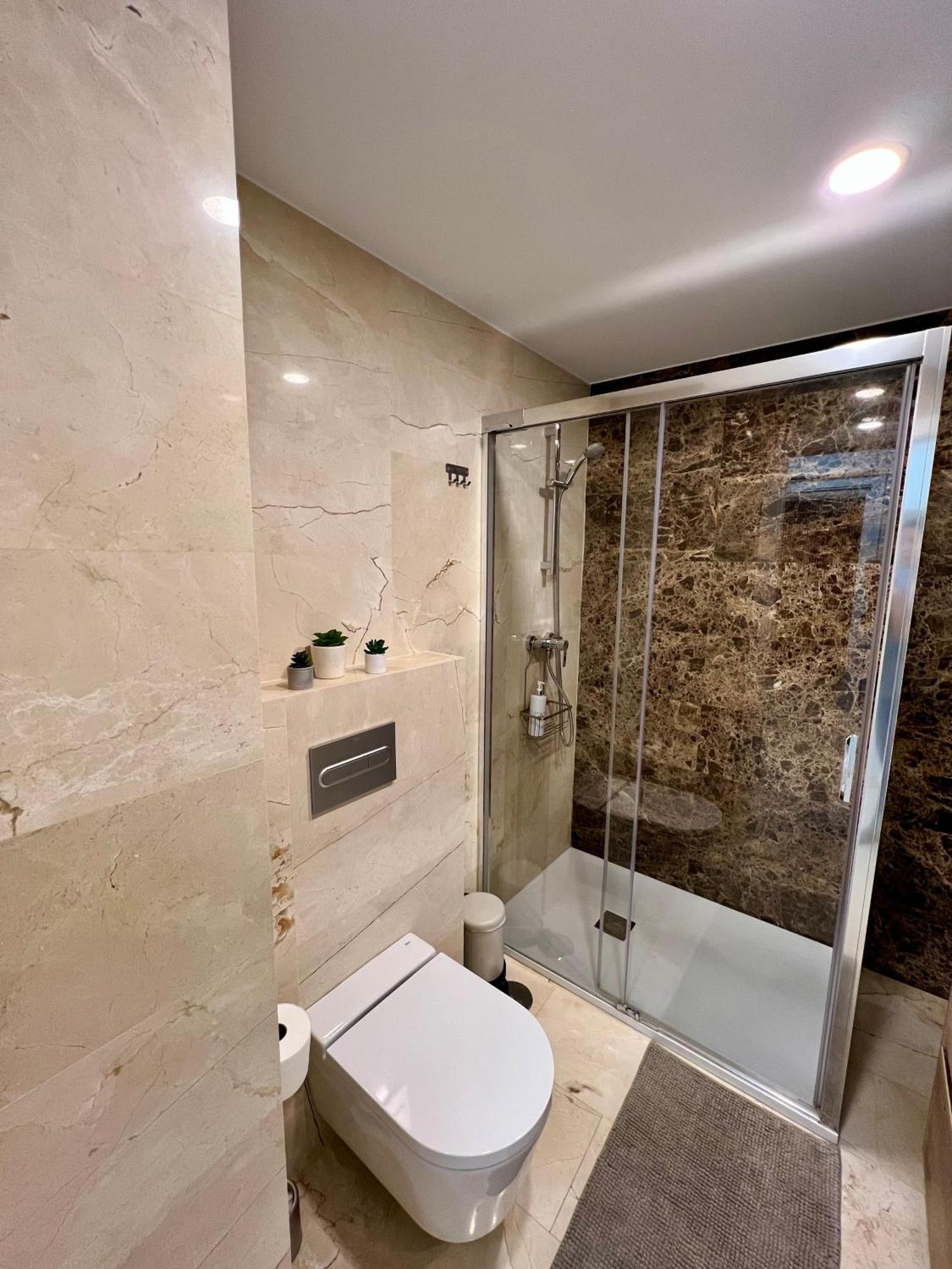 Apartamentos Prestige Suites Malaga IV エクステリア 写真