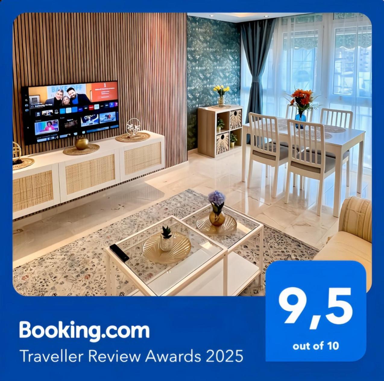 Apartamentos Prestige Suites Malaga IV エクステリア 写真